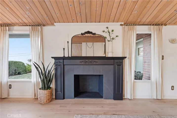 1 Stirrup Road, Rancho Palos Verdes, California 90275