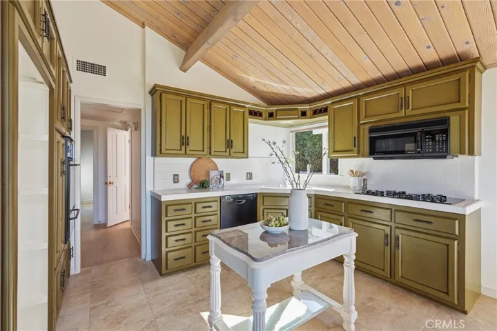 1 Stirrup Road, Rancho Palos Verdes, California 90275