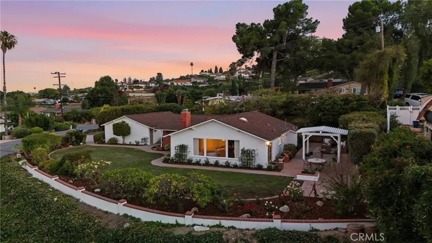 1 Stirrup Road, Rancho Palos Verdes, California 90275