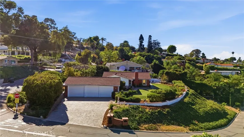 1 Stirrup Road, Rancho Palos Verdes, California 90275