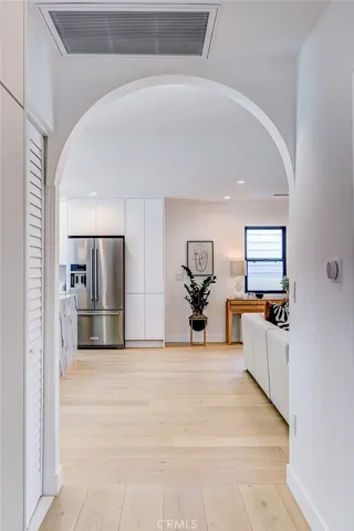 2100 Wendy Way, Manhattan Beach, California 90266