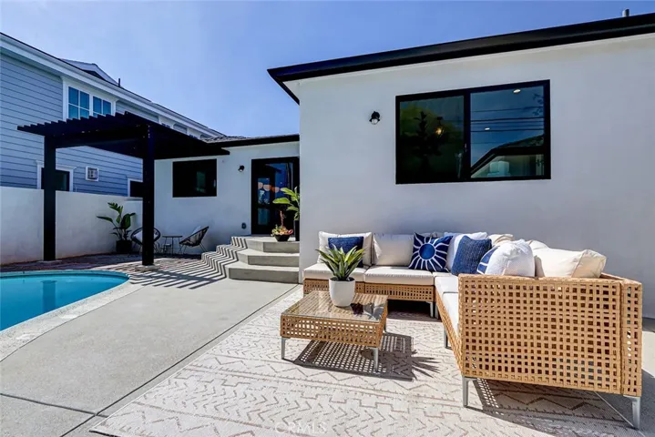 2100 Wendy Way, Manhattan Beach, California 90266