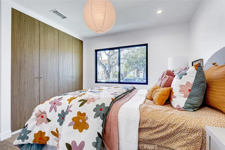 2100 Wendy Way, Manhattan Beach, California 90266