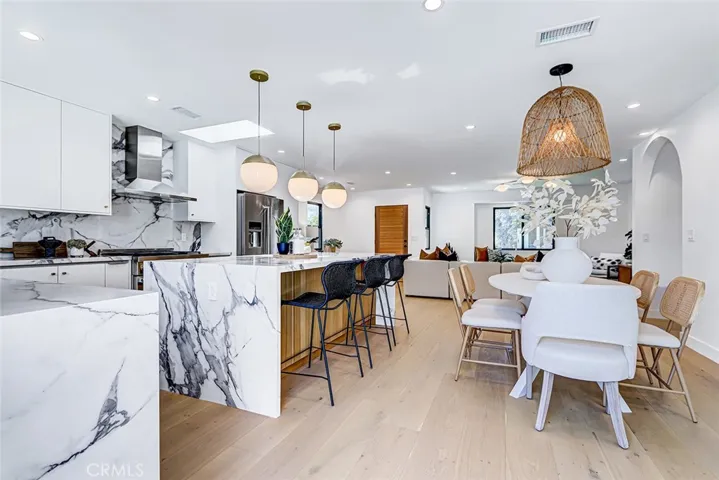 2100 Wendy Way, Manhattan Beach, California 90266