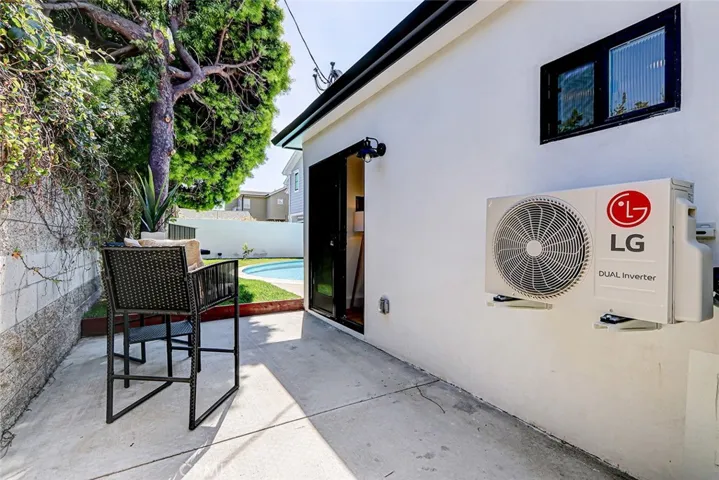 2100 Wendy Way, Manhattan Beach, California 90266