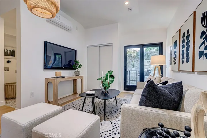 2100 Wendy Way, Manhattan Beach, California 90266