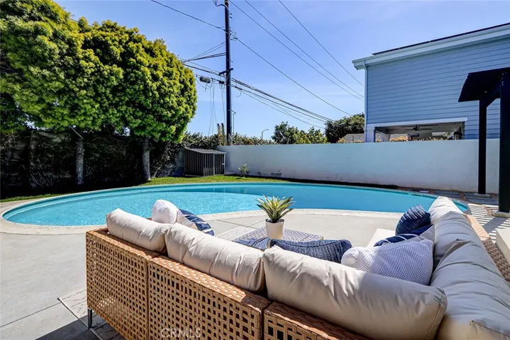 2100 Wendy Way, Manhattan Beach, California 90266