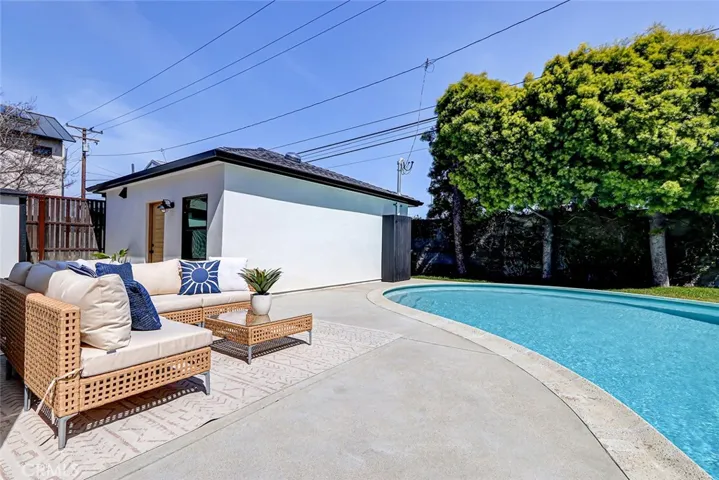 2100 Wendy Way, Manhattan Beach, California 90266