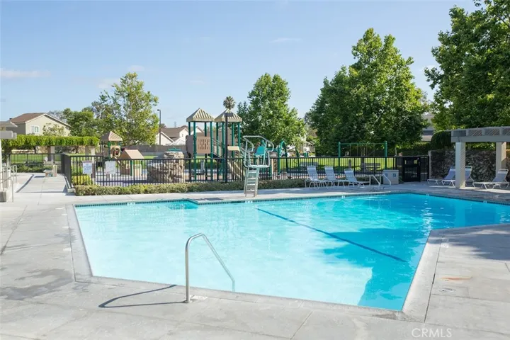 The pool walk in distance