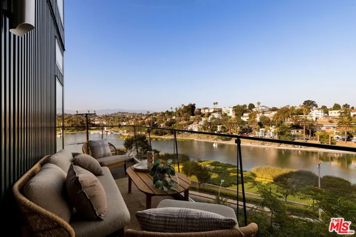 616 Belmont Avenue, Los Angeles, California 90026