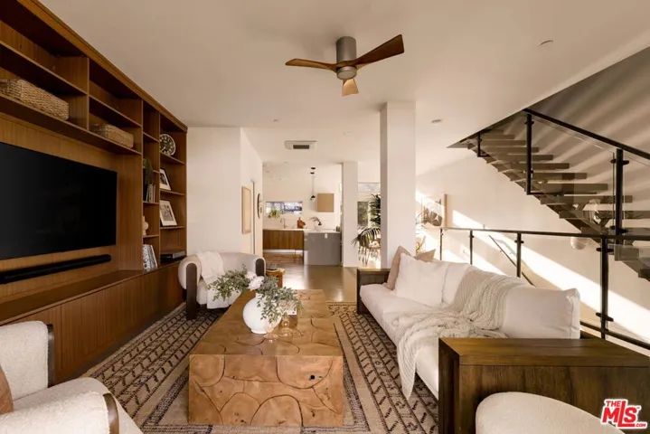 616 Belmont Avenue, Los Angeles, California 90026