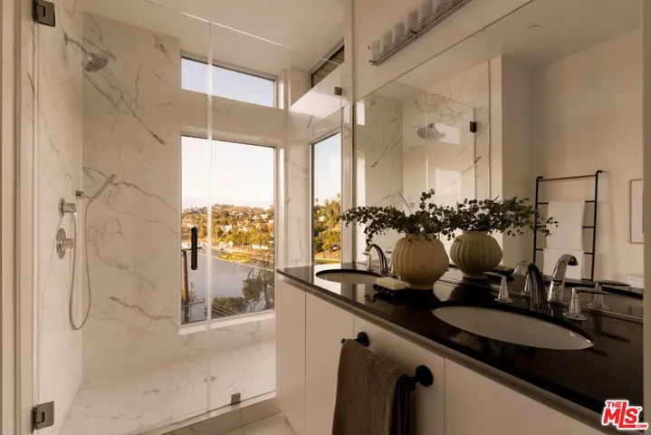 616 Belmont Avenue, Los Angeles, California 90026