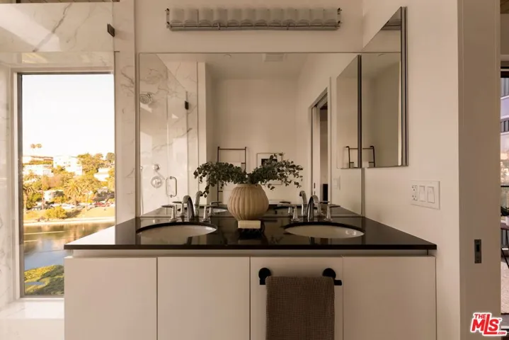 616 Belmont Avenue, Los Angeles, California 90026