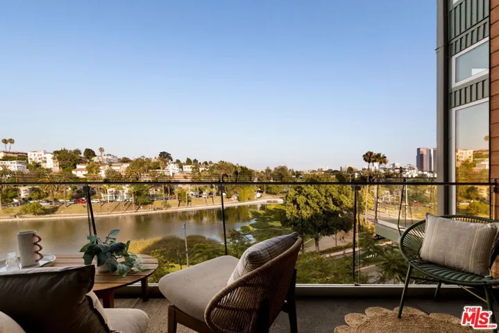 616 Belmont Avenue, Los Angeles, California 90026