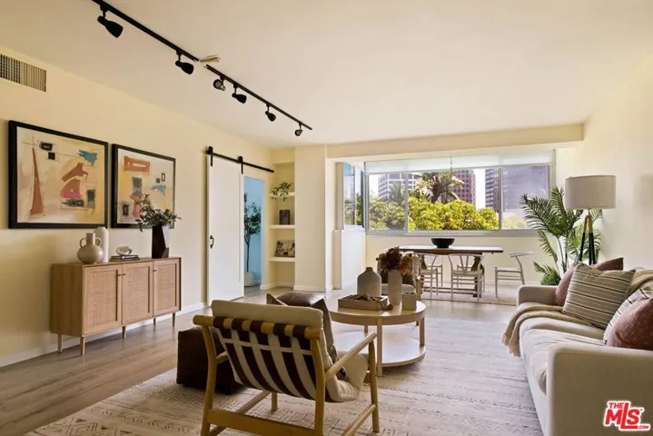 969 Hilgard Avenue 307, Los Angeles, California 90024