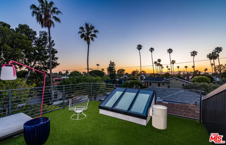 813 Palms, Venice, California 90291