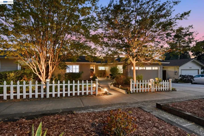 42447 Paseo Padre Pkwy, Fremont, California 94539