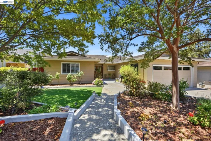 42447 Paseo Padre Pkwy, Fremont, California 94539
