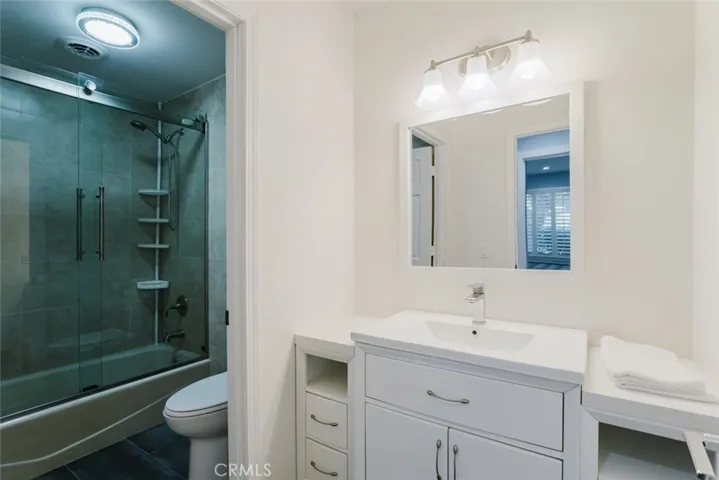 43724 Secure Place, Lancaster, California 93536