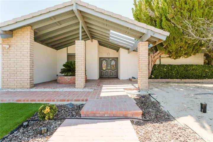 43724 Secure Place, Lancaster, California 93536