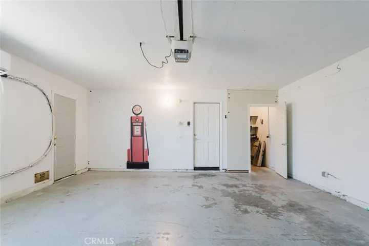 43724 Secure Place, Lancaster, California 93536