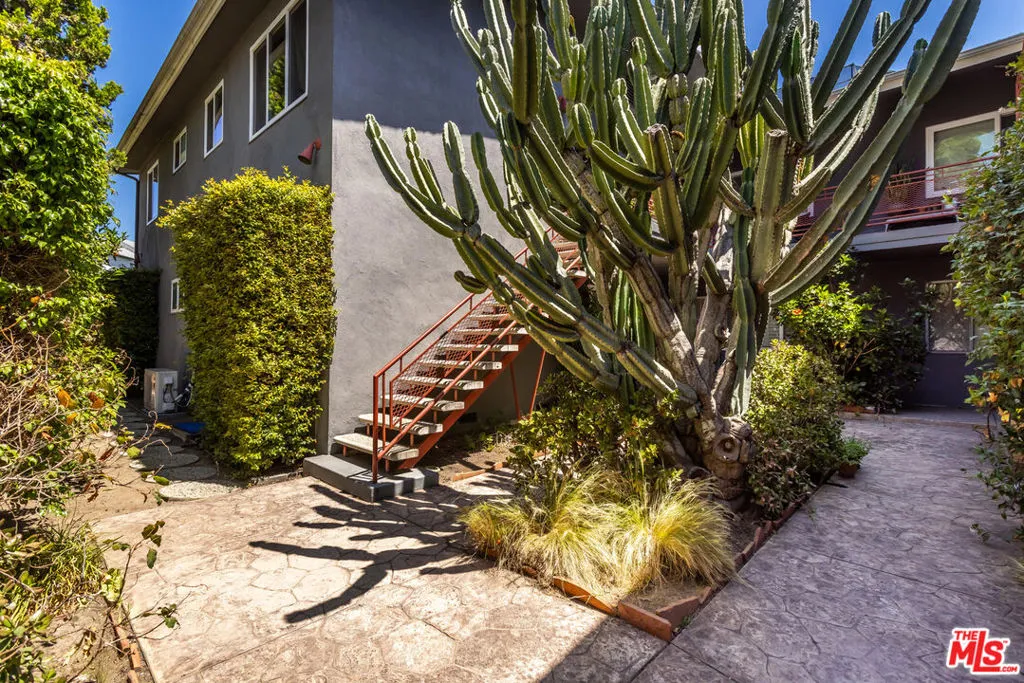 Courtyard entry