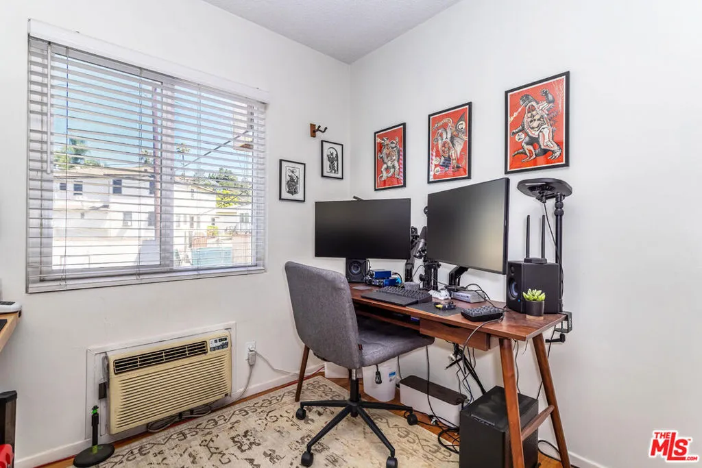 Office Alcove in Bedroom