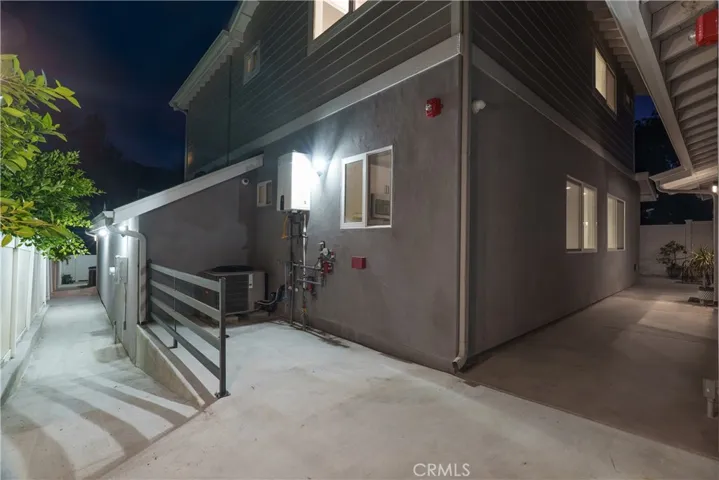 3419 Montrose Ave, La Crescenta, California 91214