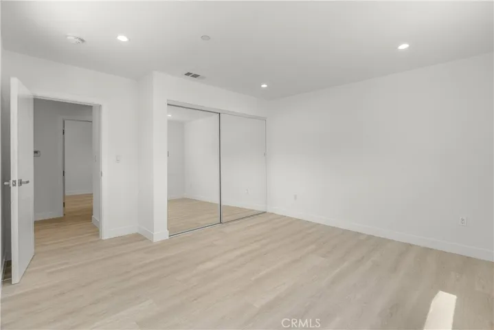 3419 Montrose Ave, La Crescenta, California 91214
