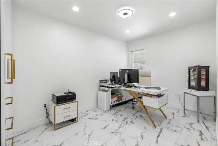 3419 Montrose Ave, La Crescenta, California 91214