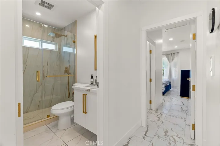 3419 Montrose Ave, La Crescenta, California 91214