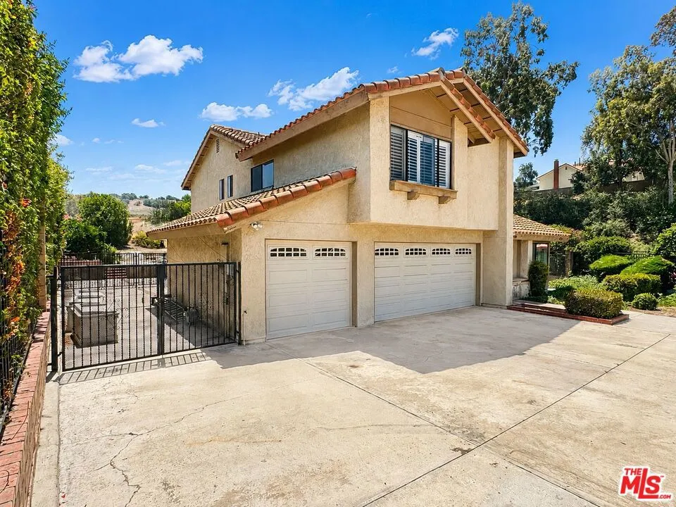 110 Horseshoe Circle, West Covina, California 91791 — photo 4