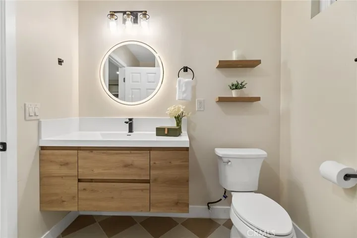2801 Adriatic, Long Beach, California 90810