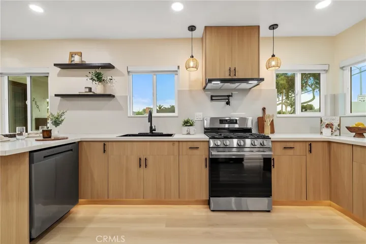 2801 Adriatic, Long Beach, California 90810