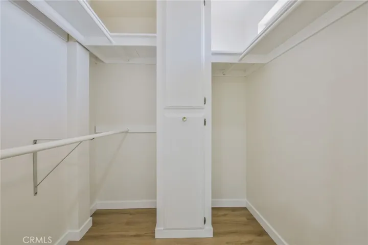 Master Walkin Closet