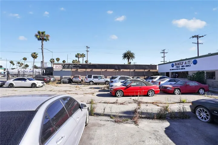 2211 Long Beach Boulevard, Long Beach, California 90806