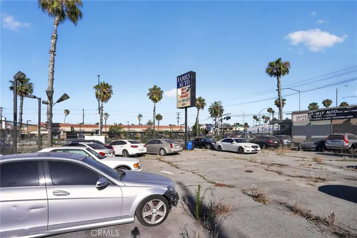 2211 Long Beach Boulevard, Long Beach, California 90806