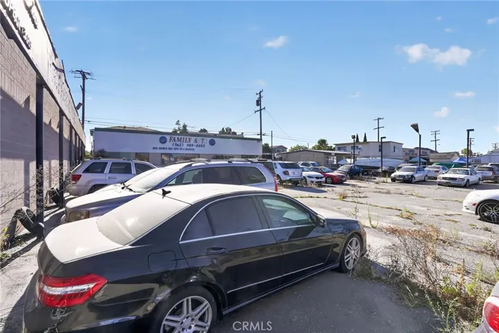 2211 Long Beach Boulevard, Long Beach, California 90806