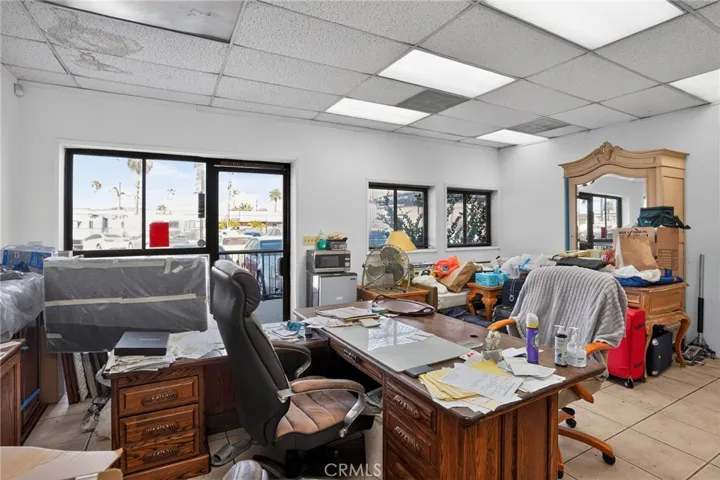 2211 Long Beach Boulevard, Long Beach, California 90806