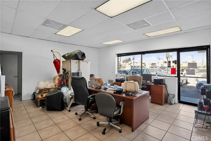 2211 Long Beach Boulevard, Long Beach, California 90806