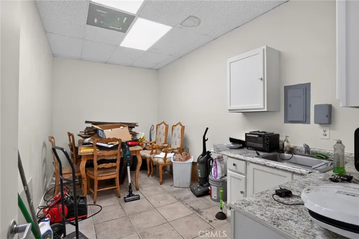2211 Long Beach Boulevard, Long Beach, California 90806