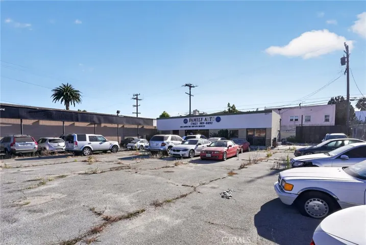 2211 Long Beach Boulevard, Long Beach, California 90806
