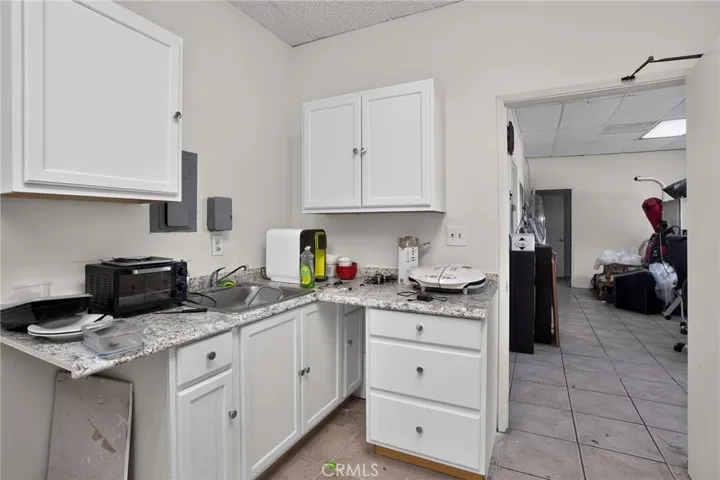 2211 Long Beach Boulevard, Long Beach, California 90806