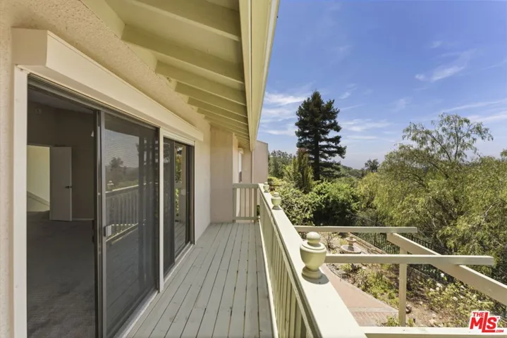 2755 Bottlebrush Drive, Los Angeles, California 90077