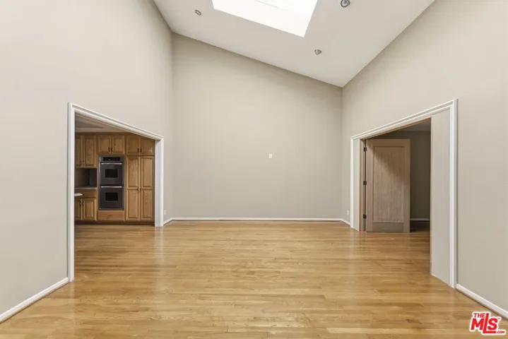 2755 Bottlebrush Drive, Los Angeles, California 90077