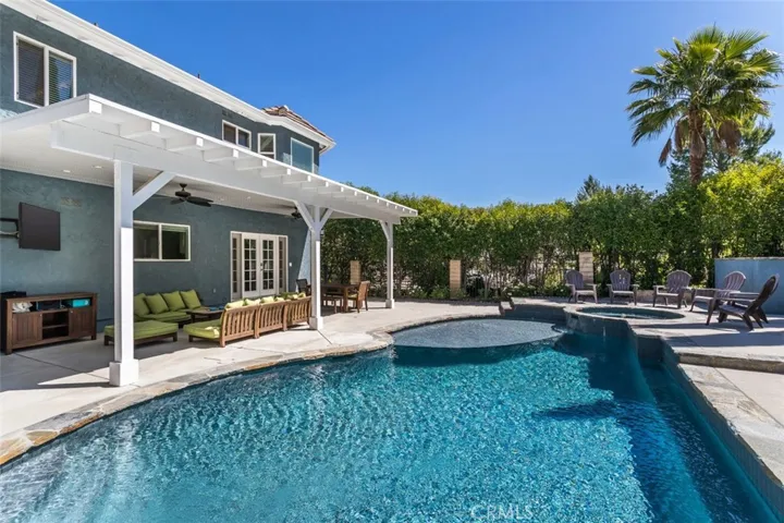 24806 Rosepark Court, Newhall, California 91321