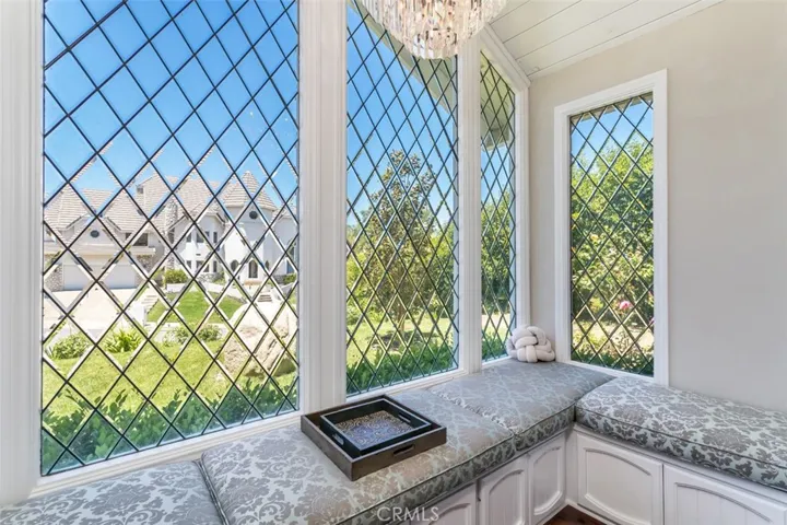 24806 Rosepark Court, Newhall, California 91321
