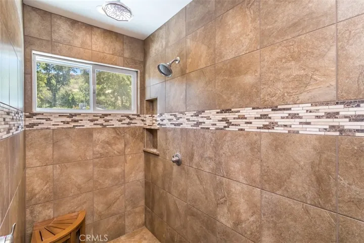 24806 Rosepark Court, Newhall, California 91321
