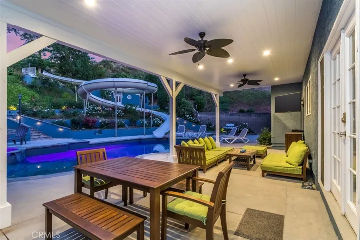 24806 Rosepark Court, Newhall, California 91321