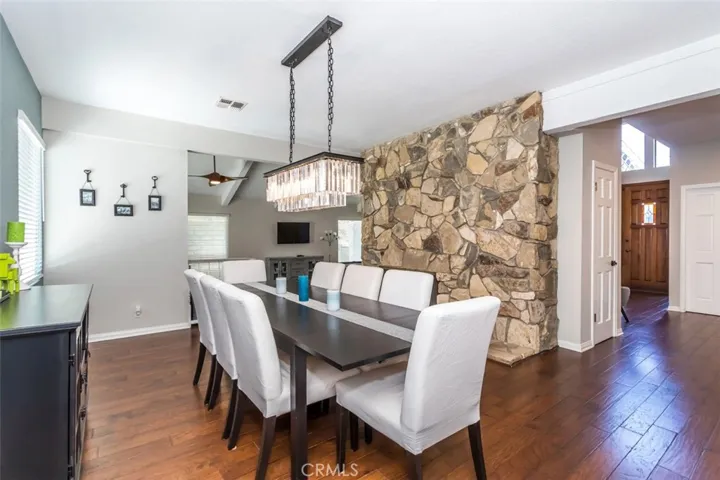 24806 Rosepark Court, Newhall, California 91321
